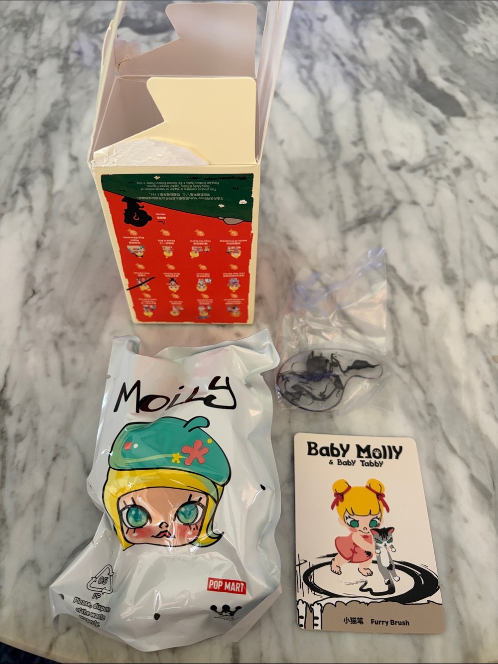 Baby Molly and Baby Tabby Furry Brushes Figure